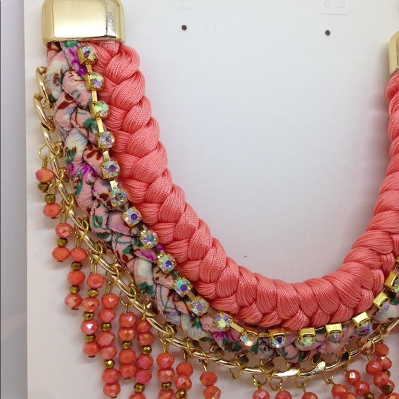 Cute Pink Floral Necklace - Picture 6 of 8